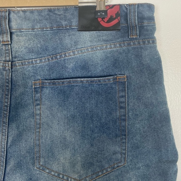 Ecko Untld Y2K Men's Denim Shorts Size 40 Relaxed Fit Color Blue Mid Wash - Picture 5 of 11